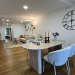 Ocean House Apartment