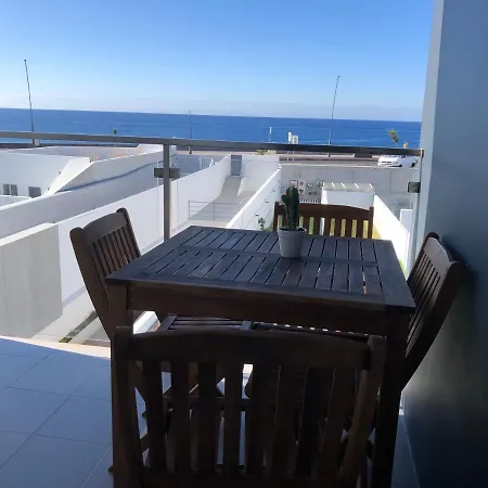 Ocean House Apartamento